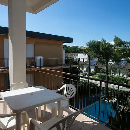 Lejlighed Marcelli, Trilocale Con Terrazzo A Due Passi Dal Mare - M046